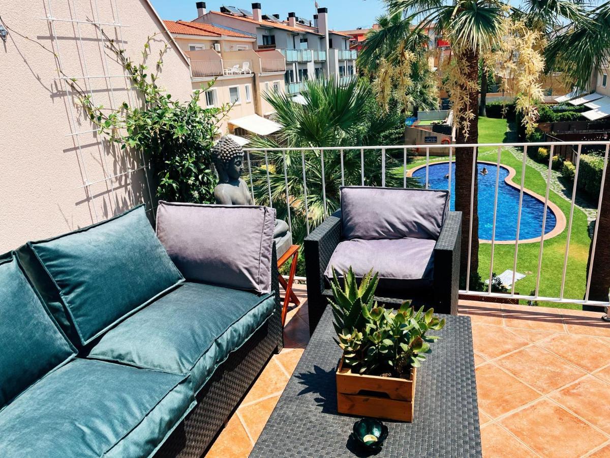 Cheerful Townhouse Center Sitges 5 Bedrooms Pool And Terrace Exterior photo