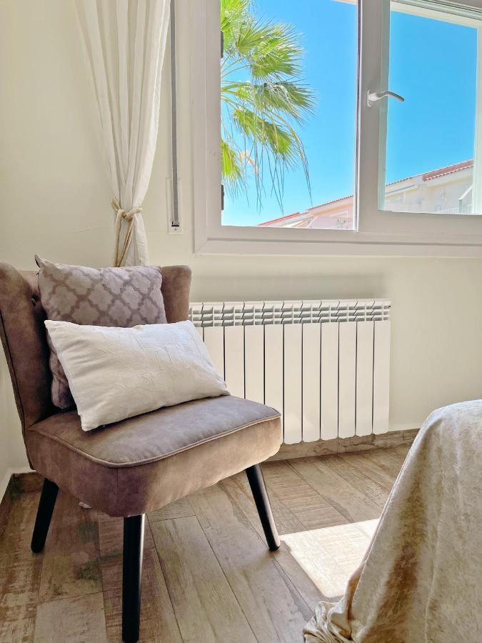 Cheerful Townhouse Center Sitges 5 Bedrooms Pool And Terrace Exterior photo